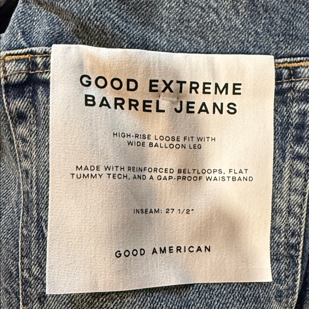 NWT Good American Good Extreme Barrel  Jeans size 8/29. Inseam 27 1/2. - Picture 9 of 9